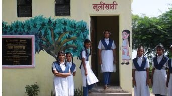 Maharashtra school toilets